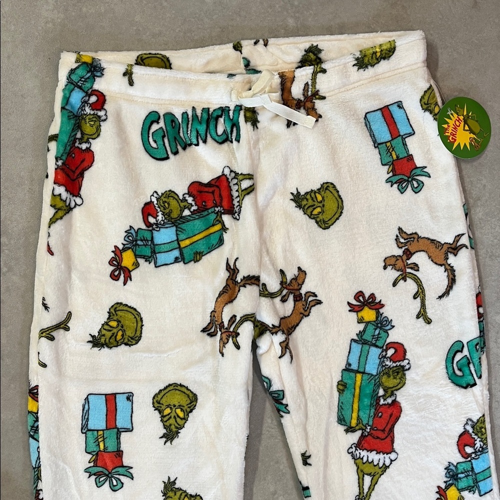 The Grinch fleece Pajama Pants Bottoms - NEW. large. Lounge in comfort & warmth - Picture 2 of 9